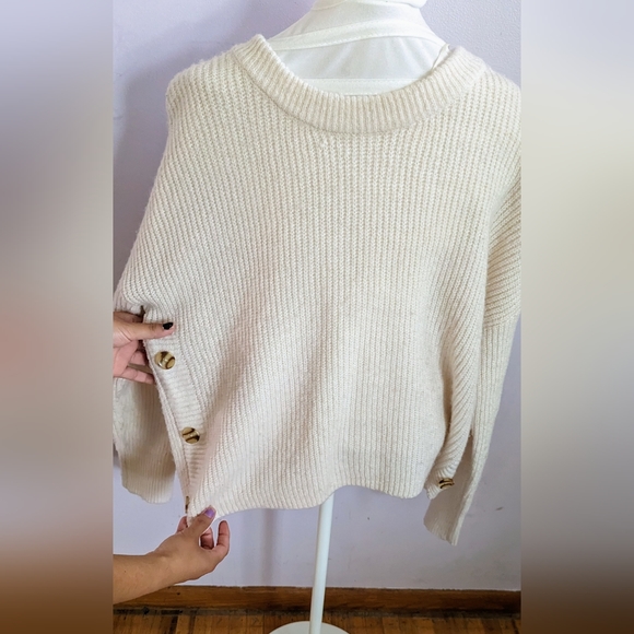 Sincerly Jules Sweaters - ☮️Cream color sweater with buttons☮️